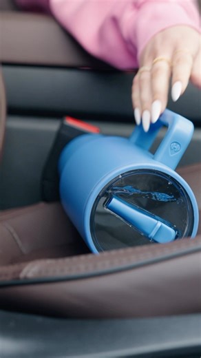 126K views · 35 reactions | Traveler Pre Sale 11.4 9am pst. Time is running out to get a Traveler for the Holidays, get it now before it’s too late. Ship by 11/17: Black, Cranberry, Frost, Hyper Blue, Navy, Pink Sand. Ship by 12/2: Sage. Ship by 12/9: Pine, Cream, Black Leopard. What questions do you have? Comment below. | HydroJug | Facebook