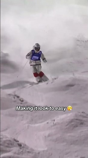 Making it look to easy | FIS Freestyle Skiing