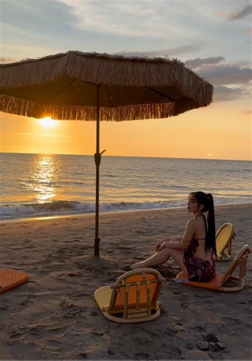 Clear Mind and Happy Heart at Sunset Serenity Beach