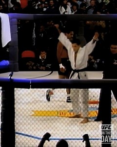 83K views · 2.1K reactions | Hoje é nosso aniversário!  Há exatos 28 anos acontecia a 1ª edição do #UFC, vencida pela lenda Royce Gracie! Conta pra gente: em que momento dessa história você começou a nos acompanhar? | UFC | Facebook
