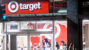 Stores update mask policies after CDC issues new mask guidance