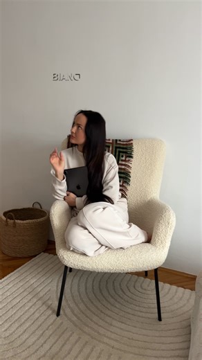 https://biano.link/karacsonyi-ajandek-otletek Még nem késő beszerezni a karácsonyi meglepiket 🎁✨a Biano.hu-n egy helyen vár minden, ami széppé teszi az ünnepet 🤍🎄 🎥📝 gittahrszt | Biano Magyarország