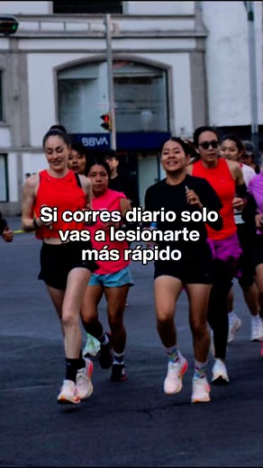 401K views · 8.9K reactions | Descansar es parte del plan de correr ‍♀️‍➡️ #soycorredora #run #running | Soy Corredora | Facebook