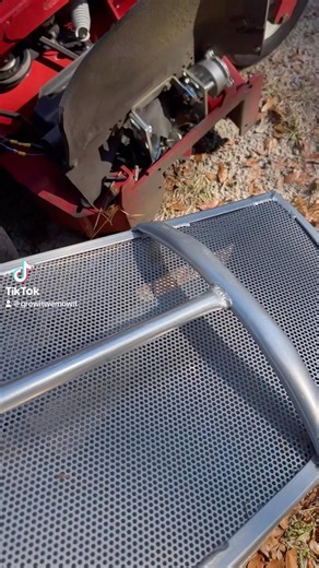 4.4K views · 172 reactions | Two different ways to use the accelerator @accelerator_industries_inc #growitwemowit #foryou | Grow It We Mow It LLC | Facebook