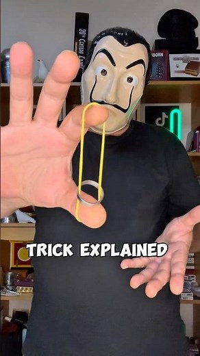 RING AND RUBBER BAND MAGIC TRICK REVEALED 🪄 #magic #tricks #foryou #magician #magictricks