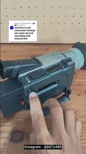 Exploring the VX1000 and TRV900 Camcorders
