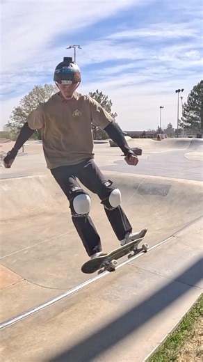 Front side slash #skateboarding #skate