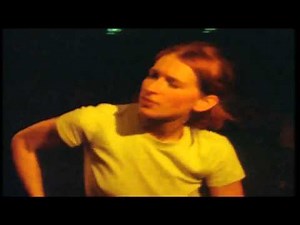 COURTNEY LOVE FLASHES 'EM...Celebrity Skin (Live 1999)