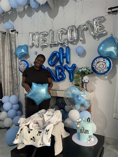 Heartwarming Baby Welcome Experience with Family Support