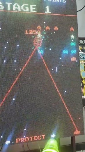 space invaders arcade gameplay