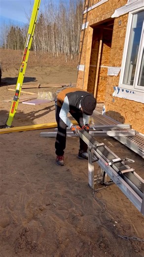 A few people requested a video showing set-up of the pump-jack pole with extensions solo. I always put the extension at the bottom so I don’t make the pole top heavy, making it easier to lift. Though I have done it with the extension at the top before it isn’t fun or easy especially since the pole with extension is heavier than my body weight (I’m not joking). I was lazy and didn’t dig a hole, instead braced it against that scrap beam to prevent it from slipping while lifting it. You can brace i