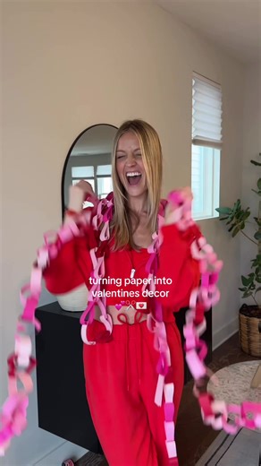 Creative Valentine’s Day Paper Chain Decorations