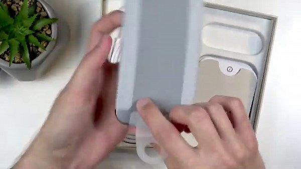 GOOGLE Pixel 10 Pro – Complete Setup, Features & Hidden Tutorials