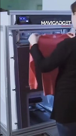 This robot can fold all your laundry!⁠ Foldimate is a robot that can fold your clothes for you in