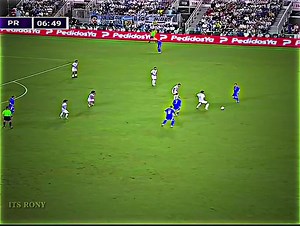 Emi Martinez's Incredible Save Highlights Argentina's Match