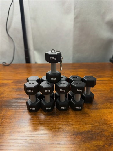 Just printed these 20kg dumbbell keychains 💪 Small size but strong gym vibes. Perfect for fitness lovers and everyday carry. #3dprinting #keychain #gym #fitness #3d