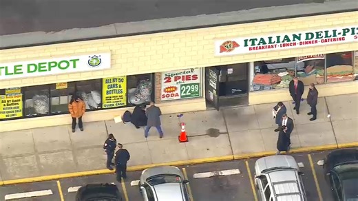 Man, woman killed in double stabbing at Bethpage deli