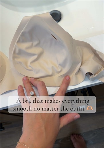 Smooth Fit Seamless Bra for Every Outfit