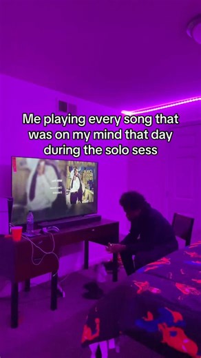 @treymoneyy on Instagram: "Follow me on TikTok (@treymoneyy)🤣‼️#foryou #treanding #viralvideo #viral #treymoneyyyy #justforfun #relatable #relatablecontent #trendingvideo #ybbetter #xyzbca #lllondon #llstacey #llvincentjr #lljj#llcharles #llkeveon #massfollowing"