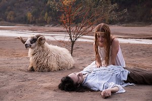 Perinbaba a dva svety (2023) | ČSFD.sk