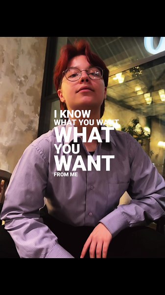 🤭🫦 #queer #lgbt #pan #polyamory #nonbinary