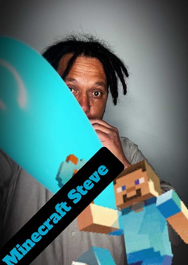 Creative Minecraft Balloon Art Featuring Steve