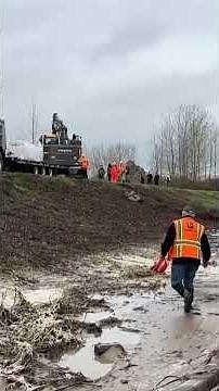 EVACUATIONS After Breach in Levee Near Seattle #shorts
