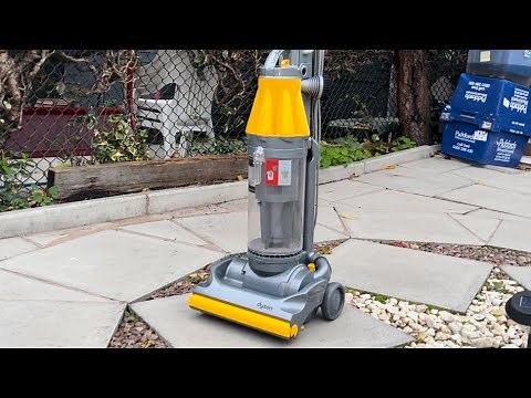 Dyson DC07 Origin Vacuum cleaner - First Look & Overview