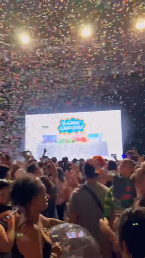 Yo Gabba Gabba! on Instagram: "Pomona!!! What a special show to kick off this tour✨💓 The Yo Gabba Gabba Live! Tour is officially underway!!🚌💫 We can’t wait to see you on the road friends 🫶🌈 You can get your tickets at yogabbagabba.com"