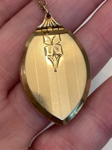 Vintage Mourning Locket / Four Leaf Clover With Hair - Etsy