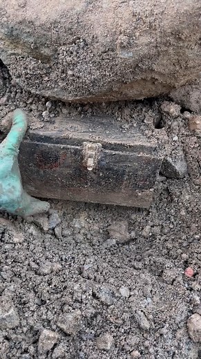 8.3K views · 87 reactions | treasure hunt | Treasure Hunter | Facebook