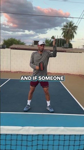 Two scenarios to use a 2 handed backhand in pickleball