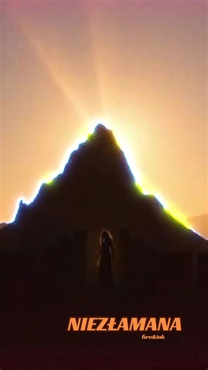 „Niezłamana” już dostępna! 🔥🖋️ To utwór o wewnętrznej sile, której nie da się zgasić i o bliznach, które stają się naszą zbroją. „Niezłamana” to manifest przetrwania i podnoszenia się z kolan, bez względu na to, jak silny wieje wiatr...i jak inni próbują nas zgasić ... Słuchajcie już teraz na Spotify i YouTube u Ogień i atrament ! 🔥🎧✨ _________ #muzyka #si #moc #wiara #viral