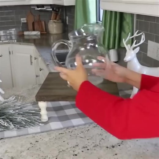 How To Lay Out A Christmas Spread 🎄🥧 #christmas #diy #viral | Liz Fenwick DIY