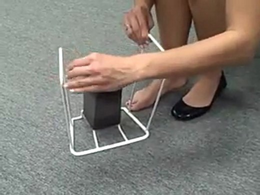 Enfile-bas-de-contention-chaussette-de-contention-by-Prevenchute