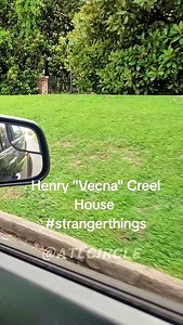 Spot we explored on our stranger Things filming locations tour! Outside shots of the Creel house were filmed at a real Victorian mansion in Rome, Georgia, known as the Claremont House. Looked like they had to keep security there round the clock (or at least they did when we drove by). #strangerthings #strangerthings4 799 #creelhouse #strangerthings5 | Atl Circle