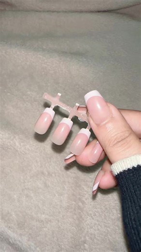 Gorgeous Fake Nails and Rings Available Now