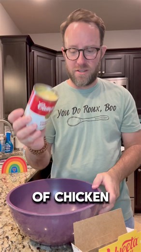 392K views · 12K reactions | Super easy shortcut chicken rotel for dinner tonight y’all #easyrecipe #rotisseriechicken #weeknightdinner #easydinnerideas #velveeta #rotel #quickrecipes | Your Barefoot Neighbor | Facebook