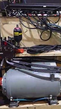 Precision hydraulic repairs: 20 bar preload check #precision #mechanic