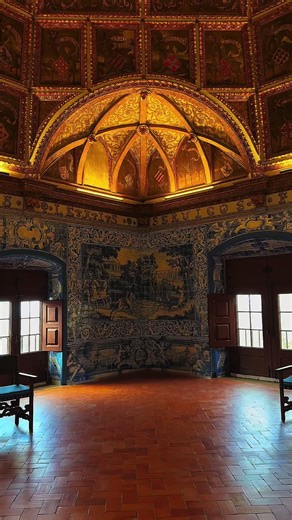 There’s something magical about Sintra. Layers of history, quiet luxury, and rooms that feel untouched by time. Everyone comes here for a reason. Add it to your bucket list!! #portugal🇵🇹 #sintra #palace #traveltiktok