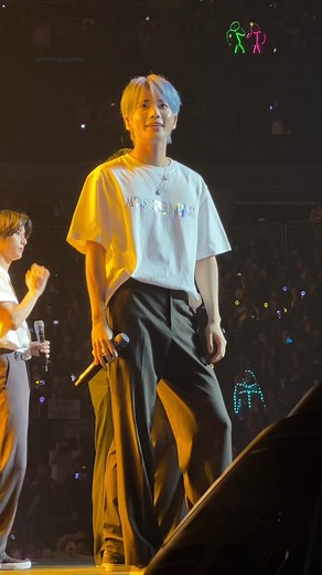 POV: You finally get barricade for your ult group (REPOST since Yeonjuns face was covered) #kpop #tomorrow_x_together #txt #txtubsarena #txtmoa #oursummertxt #moa #txtsweetmirage #txtactsweetmirage #taehyun #yeonjun #soobin #beomgyu #hueningkai @TOMORROW X TOGETHER