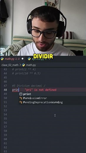 🐍 How to do division with decimals in Python | #Shorts #Python