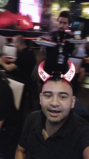 previa antesala para el concierto de @AC/DC #santiagodechile 14/03/2026 en el #hardRockCafe #santiago #chile🇨🇱 yeahhhh !!! 💪⚡️🤘