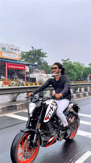 Sahil Khan on Instagram: "Thanks for 10m 🌸🕊️🫶🏻 . . . . . @sahil__bazigar . . . . . . . . . . #reels #viral #nagpur"