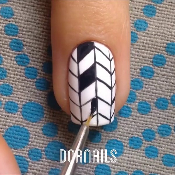 Black and white grid nail art satisfyingly