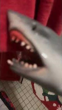 Shark puppet ￼animation, part two