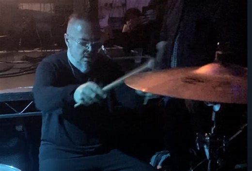 Watch: Ex-SEPULTURA Drummer IGOR 'IGGOR' CAVALERA Performs In London During 2025 Solo U.K. Tour