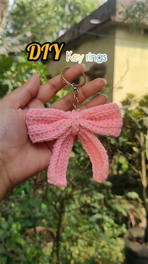 DIY key rings 🧶 #crochet #woolencraft #likeandsubscribe