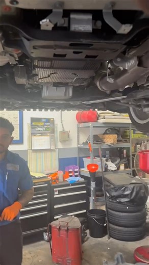 Mercedes Transmission Mount Failure Explained | South Bay Autohaus A bad transmission mount can cause more than just noise. Josh explains what happens when it fails and why it matters for your Mercedes. When a transmission mount goes bad, the effects show up quickly in how your Mercedes drives. Vibrations, unusual noises, and poor shifting are common signs that something is wrong. In this reel, Josh explains how the transmission mount supports engine and drivetrain stability, and what happens wh