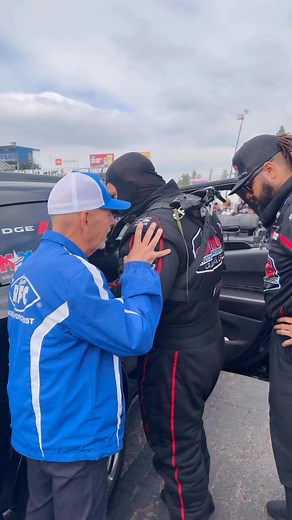 62K views · 1.5K reactions | Matt Hagan and the Johnson's Horsepowered Garage crew advanced to the Semifinals at the #Winternats. Hagan defeated Alexis DeJoria in Round 1 and Blake Alexander in Round 2. Hagan ran a 3.915 ET at 316.82 mph in the Semis and lost to Jack Beckman’s 3.860 ET at 328.62 mph. #TSRnitro | #NHRA | #Dodge | Tony Stewart Racing Nitro | Facebook